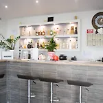 Greta Apartmanhotel 3*