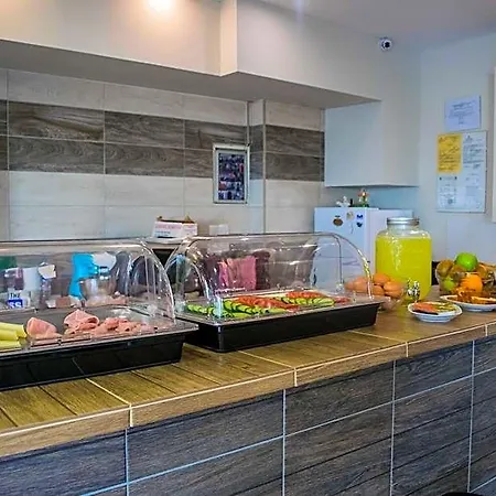 Aparthotel Greta 3*