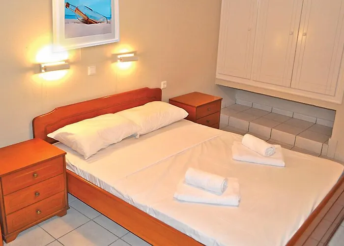 Greta Apartahotel Hersonissos (Crete)