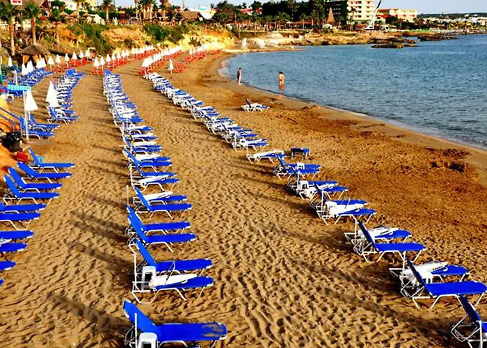 Greta Apartahotel 3*